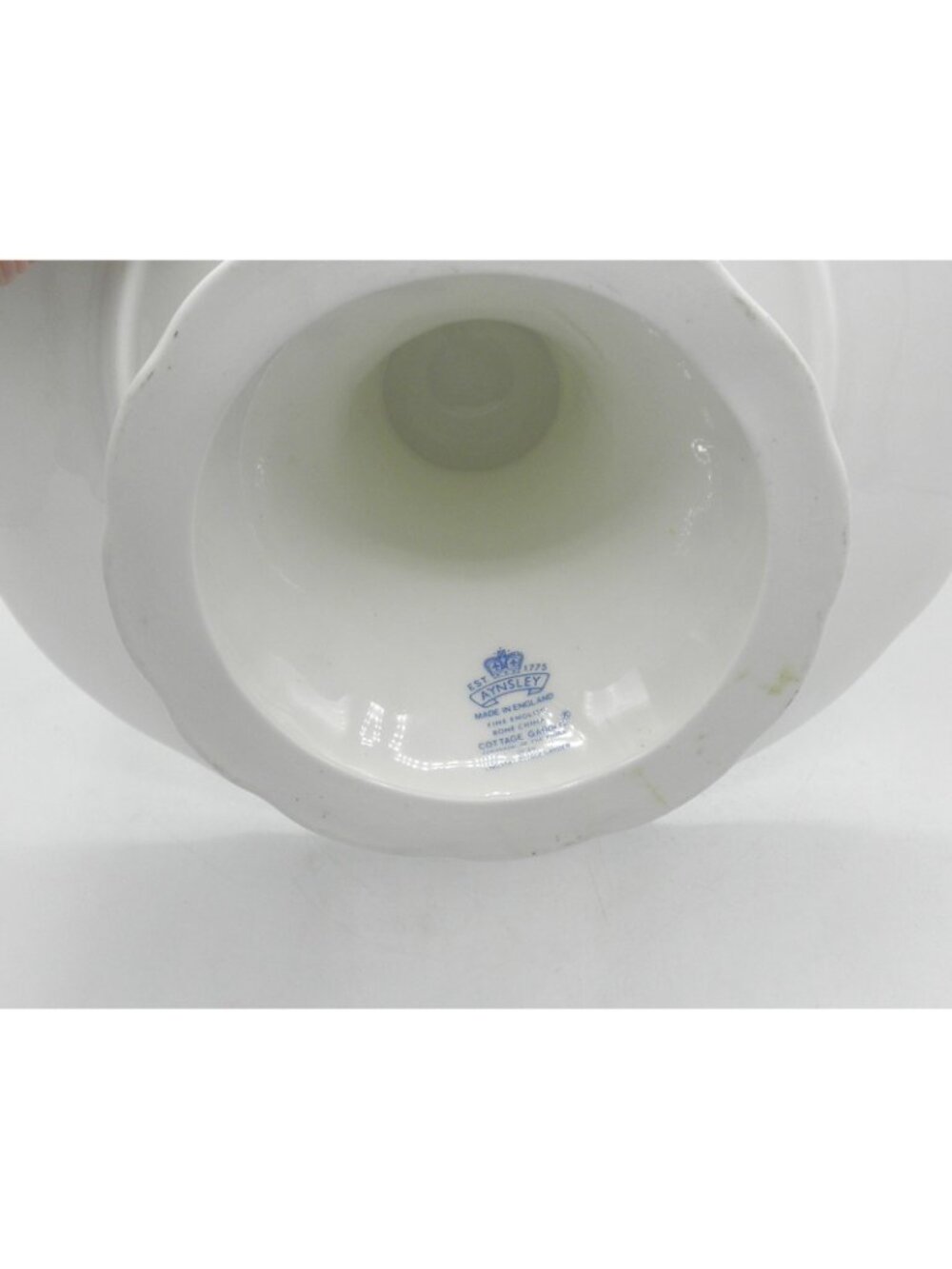 Cottage Garden by Aynsley 10 3/8 Inch Pedestal Cake Plate Pattern Code AYNCOGA - Picture 13 of 16